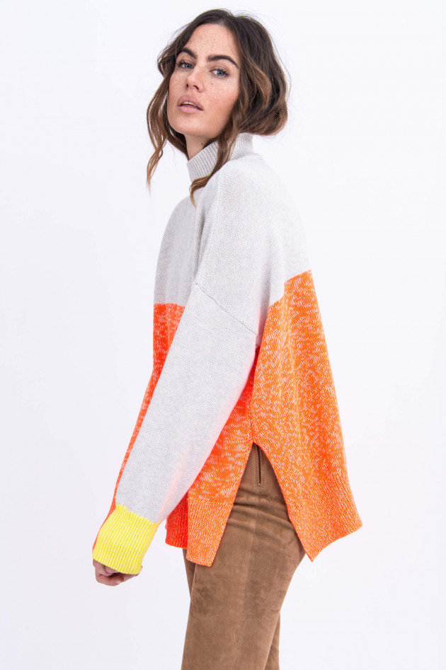 French Connection Oversized Turtleneck-Pullover in Beige gemustert
