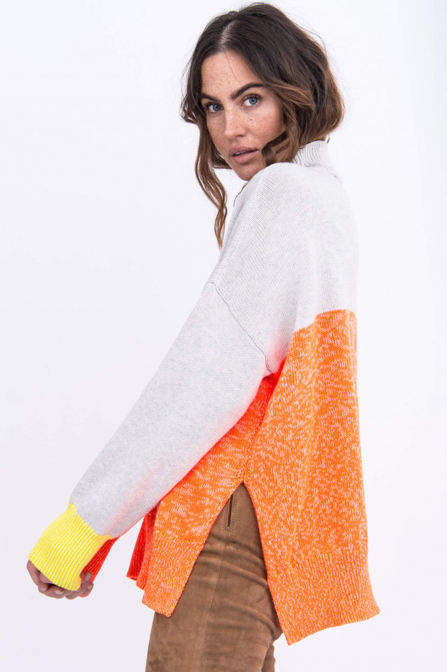 French Connection Oversized Turtleneck-Pullover in Beige gemustert