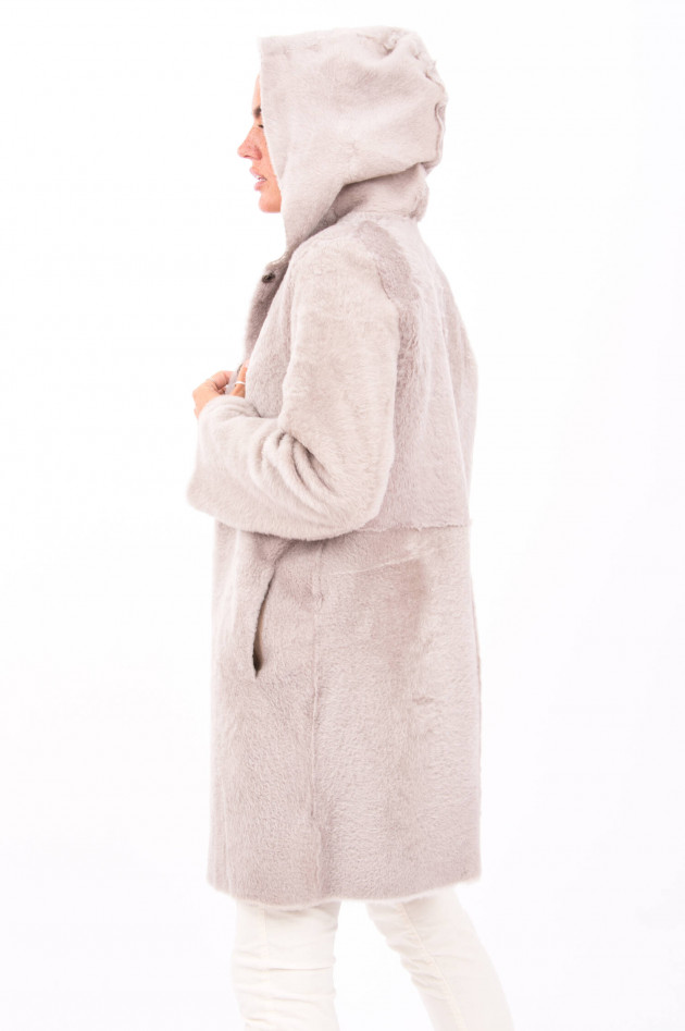 Furry Wende-Lammfellmantel BETTINA in Hellbeige