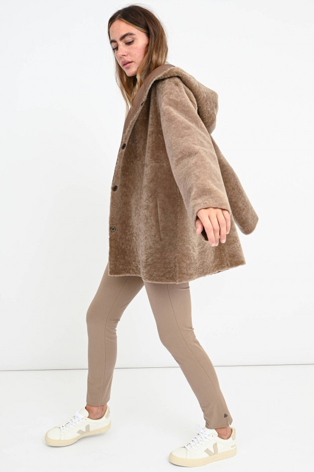 Furry Wendejacke ELINA mit Kapuze in Taupe