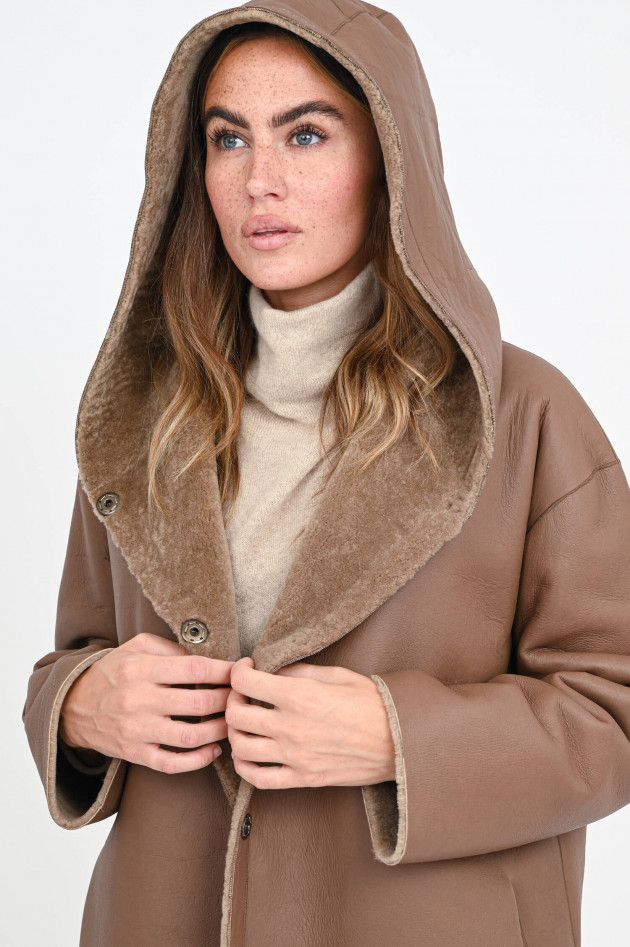 Furry Wendejacke ELINA mit Kapuze in Taupe