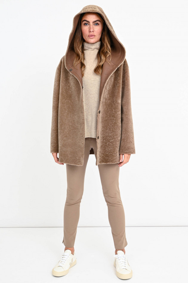 Furry Wendejacke ELINA mit Kapuze in Taupe