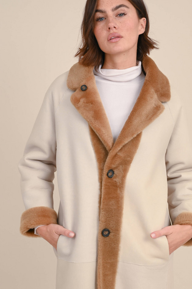 Furry Wende Lammfellmantel ELDA in Camel/Ecru