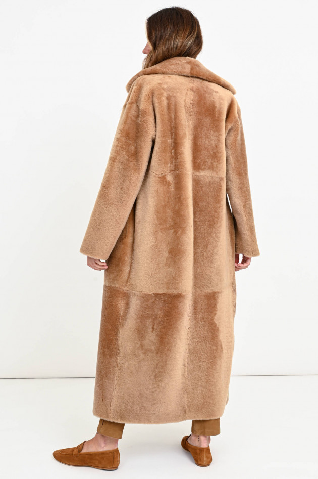 Furry Wende-Lammfellmantel ELINA in Camel