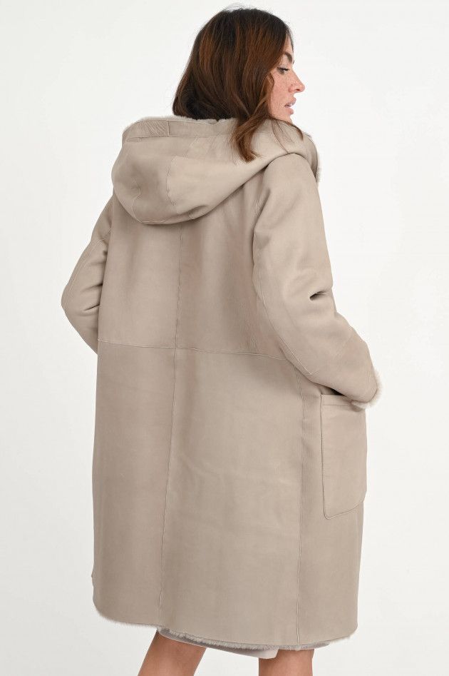 Furry Wendemantel EVELYN in hellem Taupe