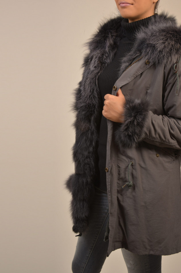 Furry Parka mit Pelz in Grau