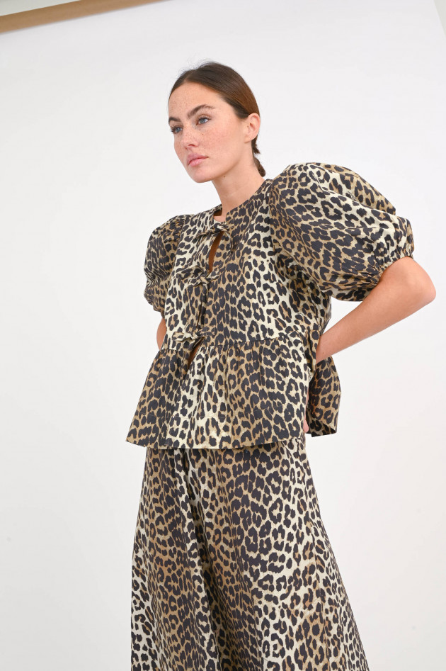 Ganni Bluse mit Animal-Print in Braun/Schwarz