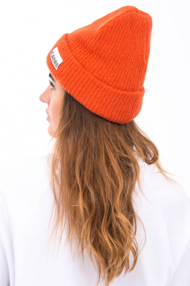 Ganni Beanie mit Logo-Patch in Rot-Orange
