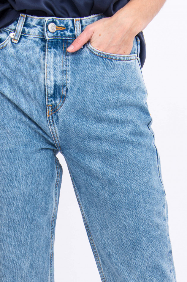 Ganni Vintage Mom-Jeans in Hellblau