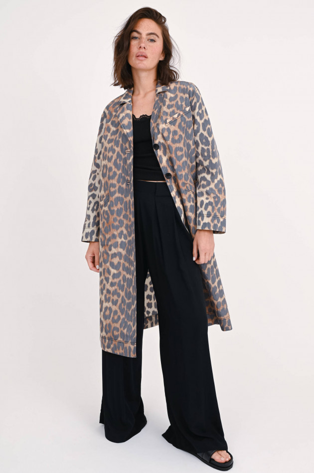 Ganni Mantel mit Leoparden Print in Braun