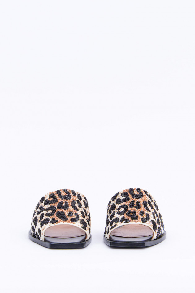 Ganni Slipper im Animal Print in Schwarz/Beige gemustert