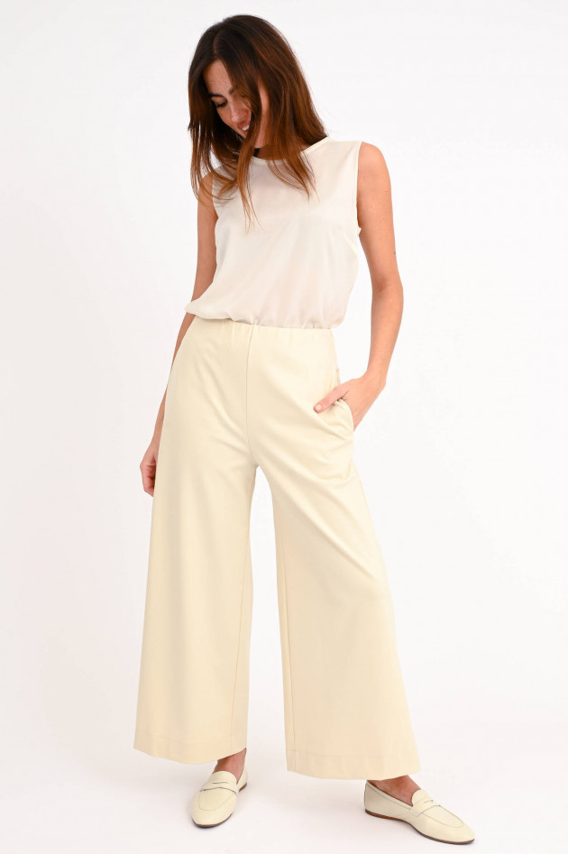 Harris Wharf London Cropped Pants aus Viskose-Mix in Creme