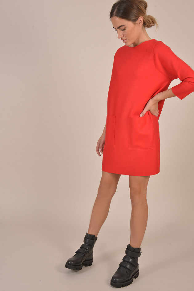 Harris Wharf London Kleid aus Wolle in Rot