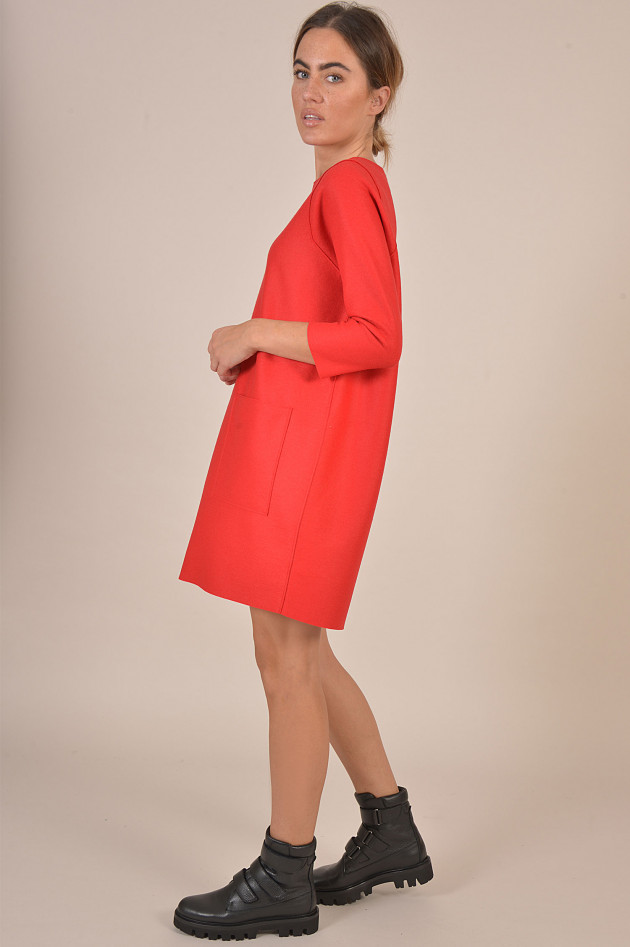 Harris Wharf London Kleid aus Wolle in Rot
