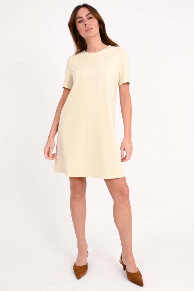 Harris Wharf London Kleid mit A-Linie in Creme