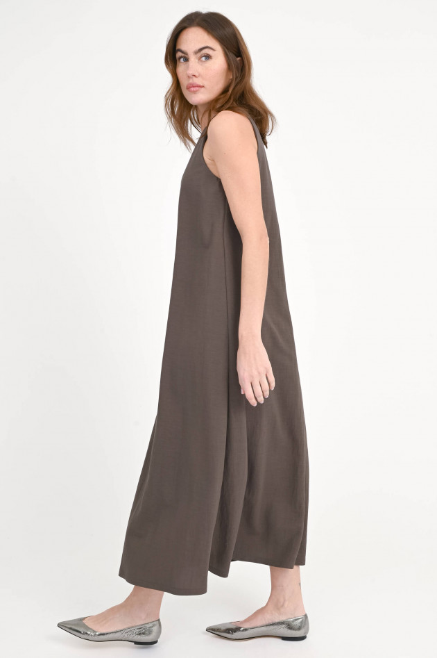 Harris Wharf London Halter-Neck Kleid in Ebony Grey