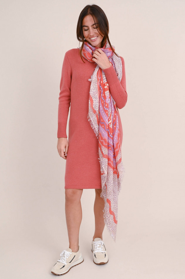 Hemisphere Cashmere Strickkleid mit Rollkragen in Apricot