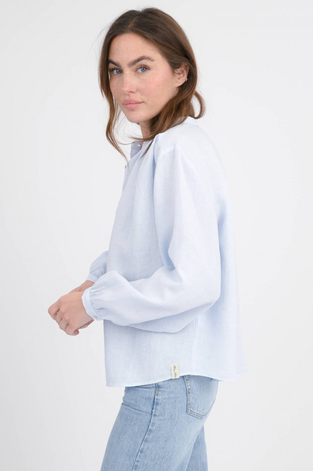 Henry Christ Leinenbluse mit Rundhalsauschnitt in Hellblau