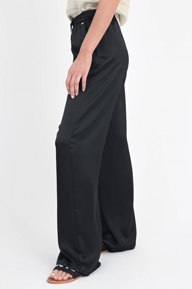 Herno Hose in Satin-Optik in Schwarz