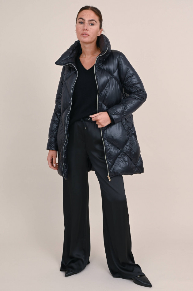 Herno Daunenjacke mit Rhomben Stepp in Schwarz