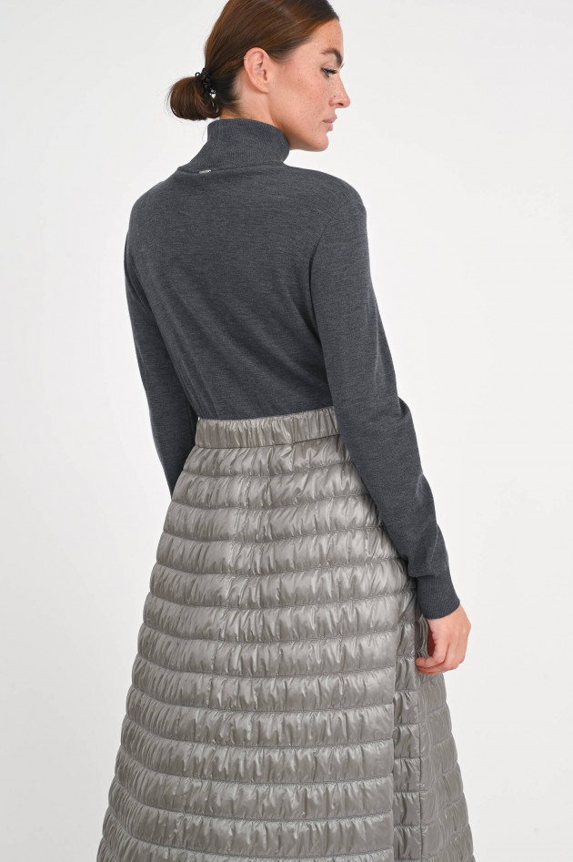 Herno Hybrid-Kleid mit Stepp-Detail in Grau