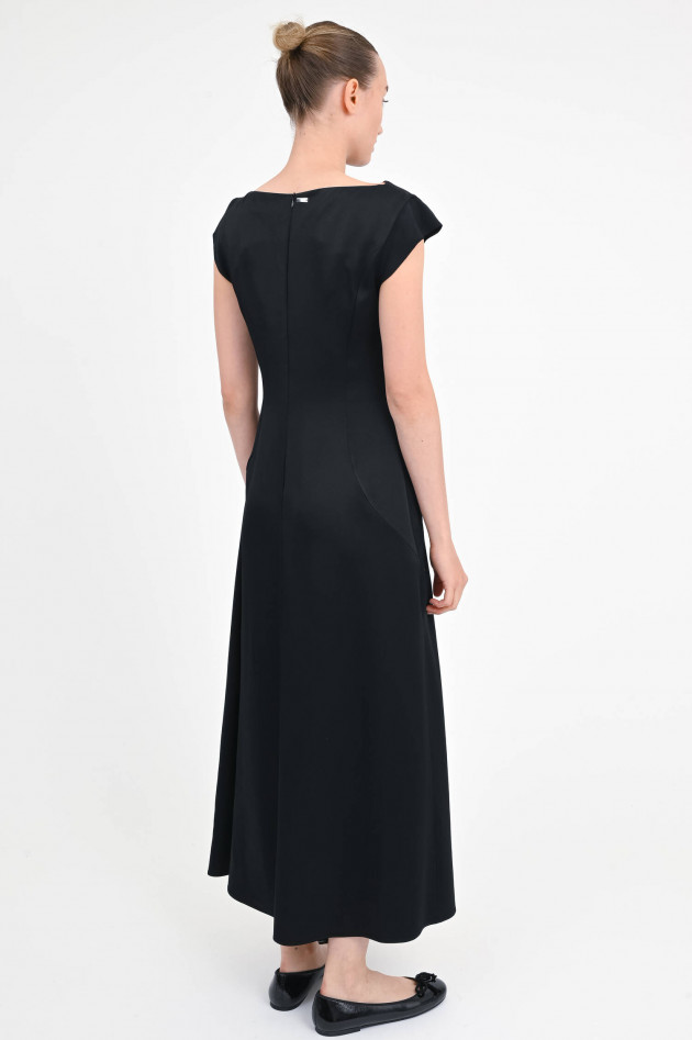 Herno Maxi-Satinkleid in Schwarz