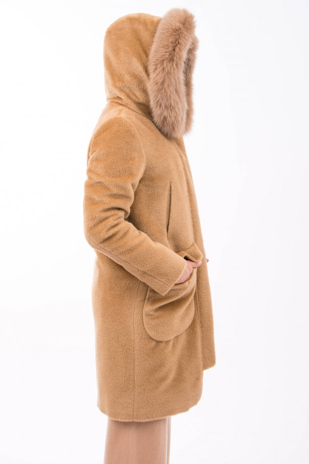 Herno Jacke mit Pelzkragen in Camel