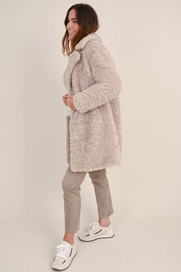Herno Curly Faux-Fur Mantel in Beige