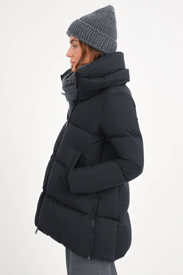Herno Steppjacke mit Stehkragen in Schwarz