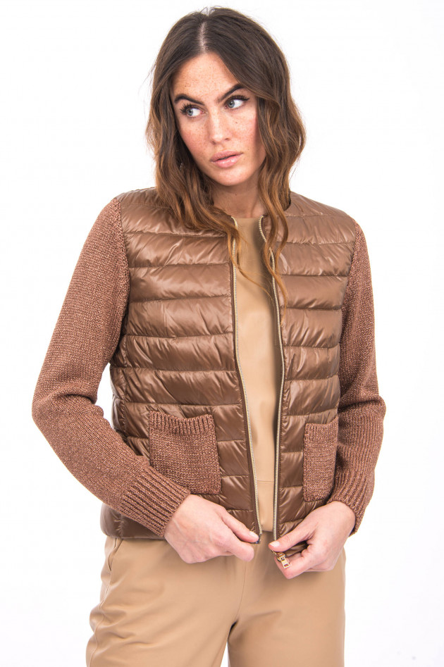 Herno Daunenjacke mit Strickarm aus Effektgarn in Nougat