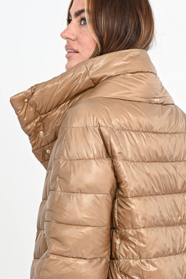 Herno Daunenjacke mit Stehkragen in Goldbraun