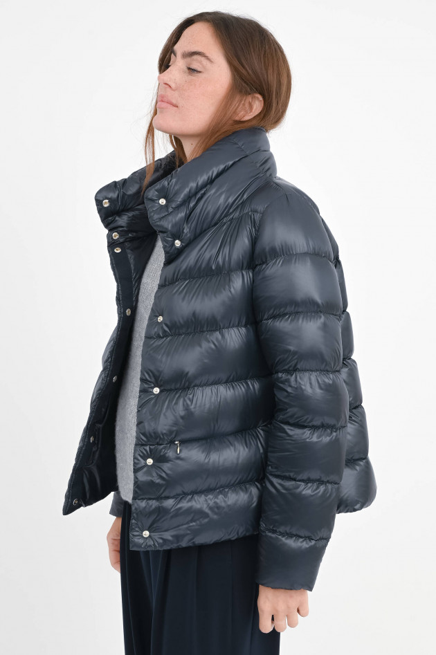 Herno Daunenjacke mit breitem Stehkragen in Navy