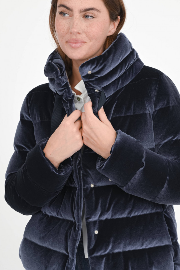 Herno Samt-Daunenjacke in Midnight