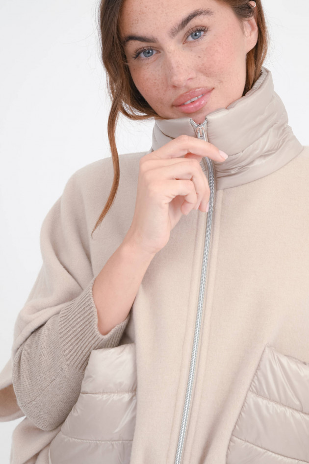 Herno Hybrid-Cape/Jacke in hellem Chantilly