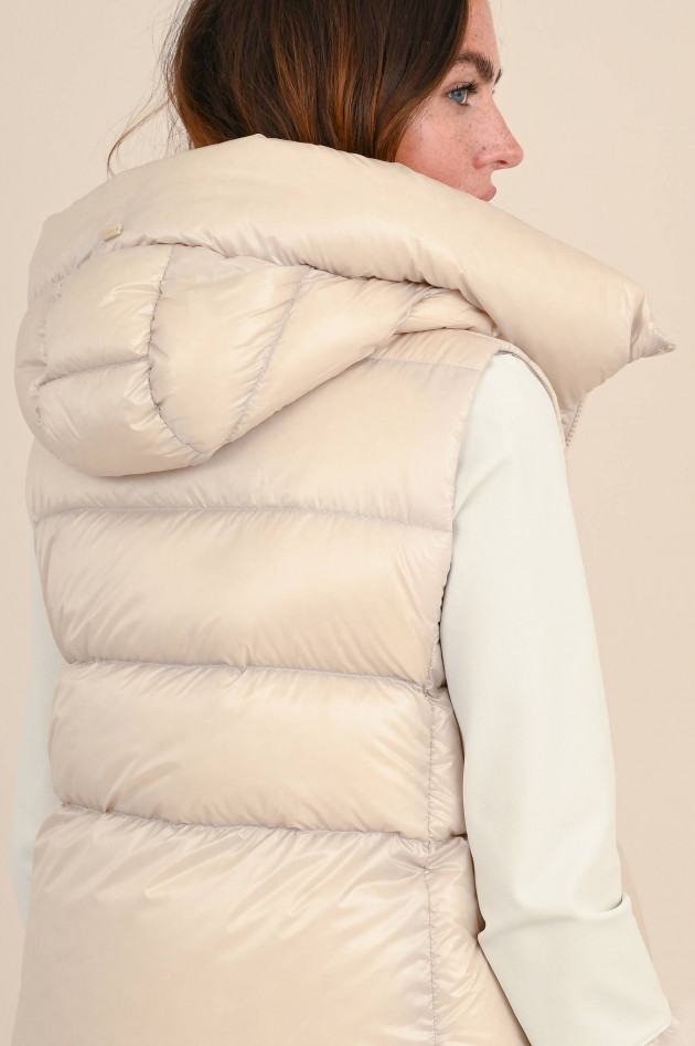 Herno ihtweight Daunengilet in Beige