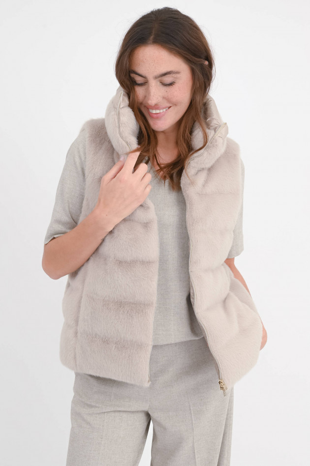 Herno Faux Fur Gilet in Chantilly