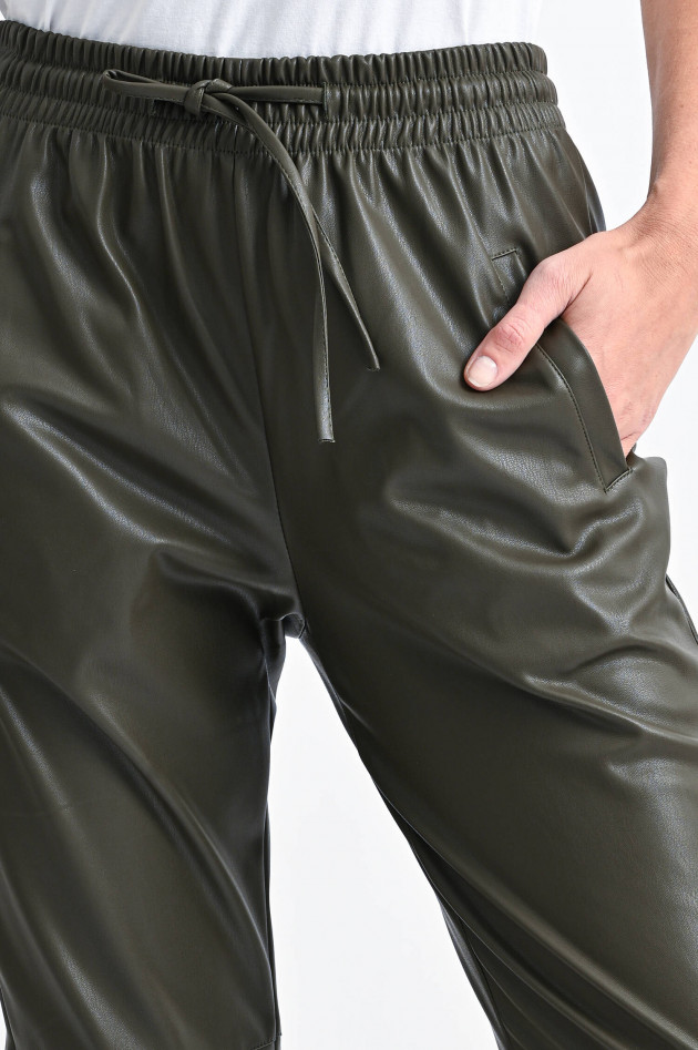 herzen´S angelegenheit Lockere Kunstlederhose in Khaki