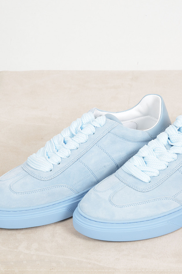 Hogan Sneakers aus Leder in Hellblau