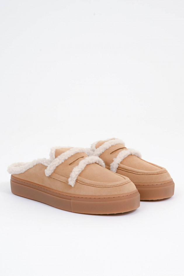 Inuikii Shearling Mules in Sand