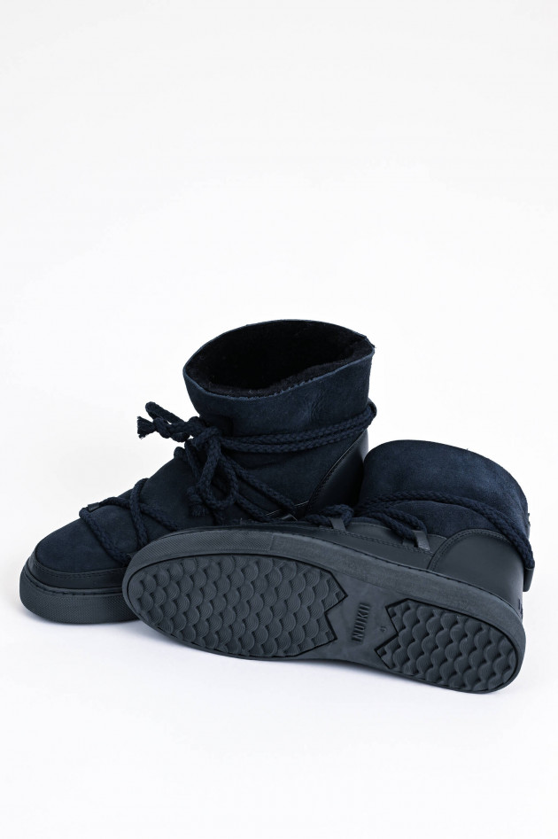 Inuikii Lammfell-Boot aus Veloursleder in Navy