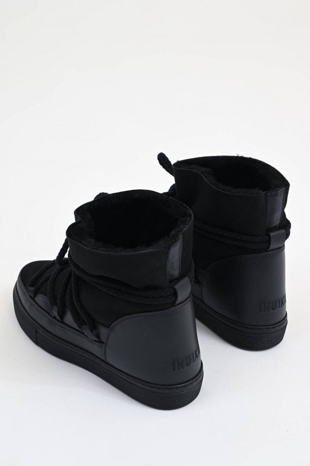 Inuikii Lammfell-Boot CLASSIC in Schwarz