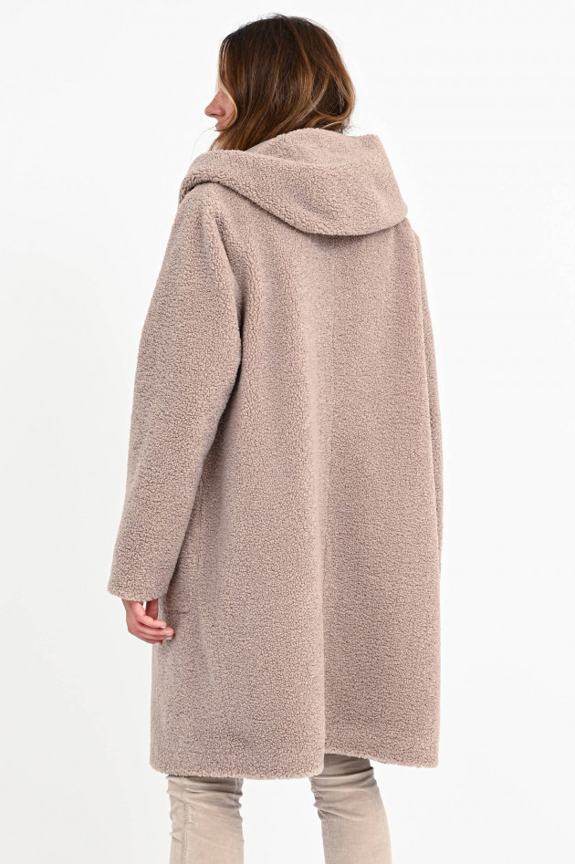 IQ+ Berlin Fake Lammfell-Wendemantel in Taupe