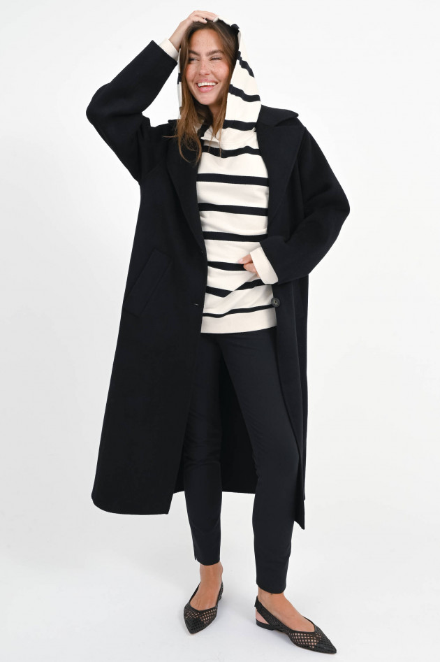 IQ Studio Maxi-Wollmantel in Schwarz