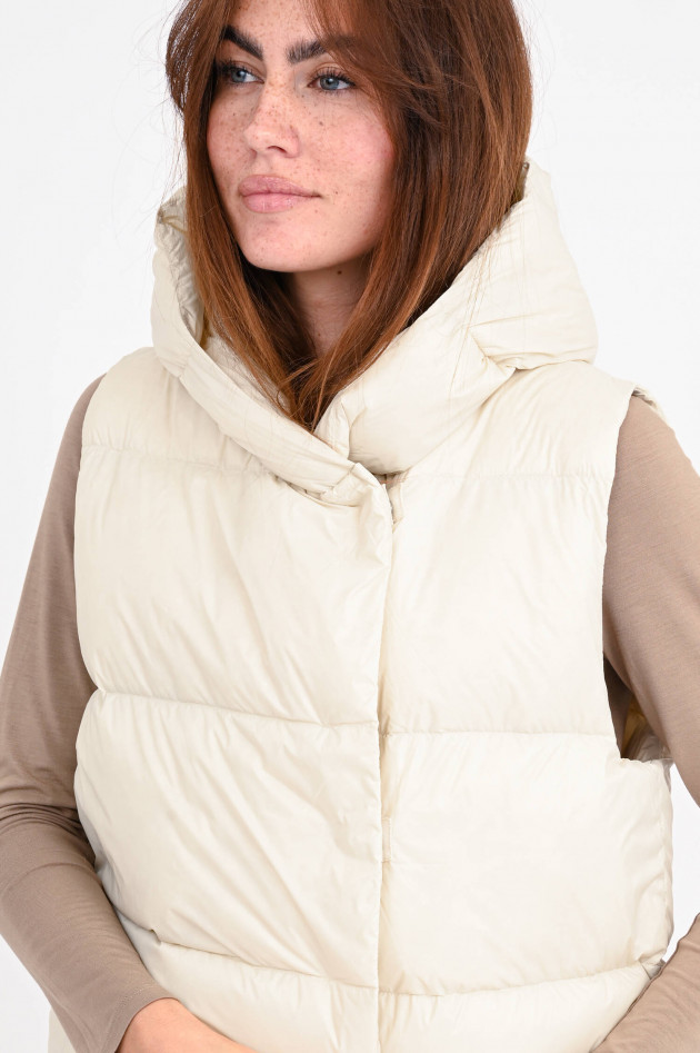 IQ Studio Daunenstepp-Gilet aus recyceltem Nylon in Creme