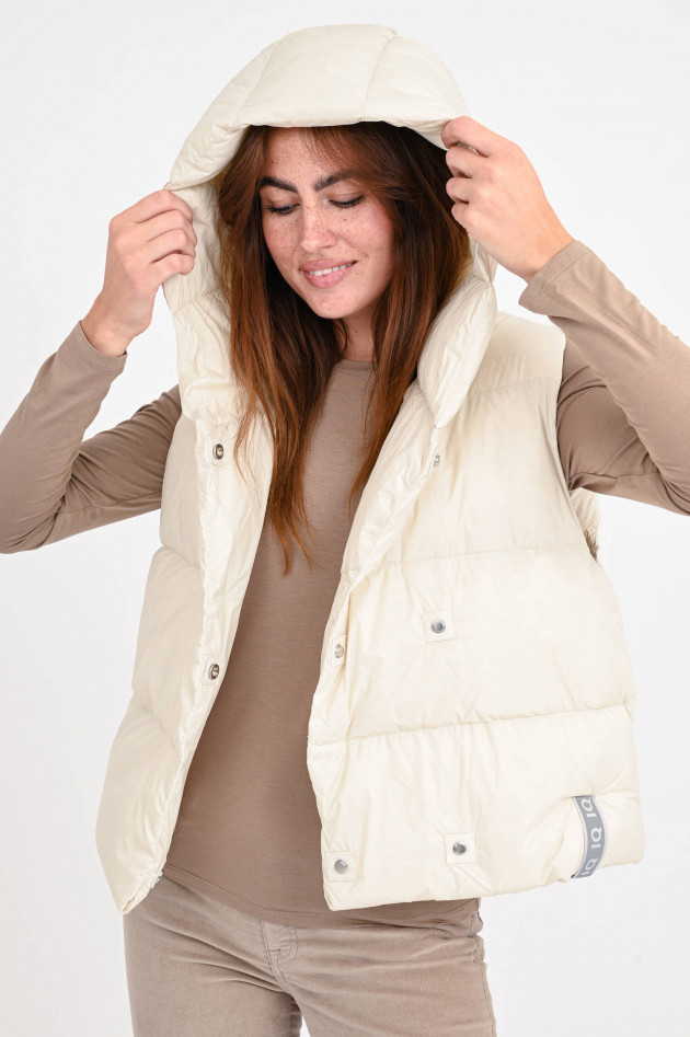 IQ Studio Daunenstepp-Gilet aus recyceltem Nylon in Creme