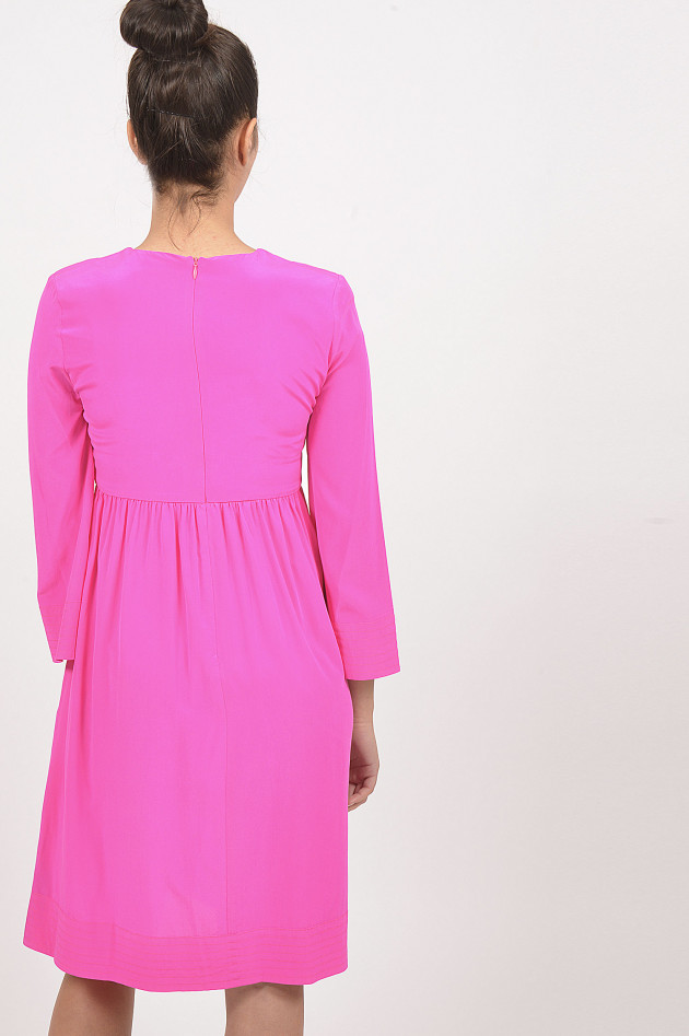 Jadicted Kleid mit Trompetenarm in Pink