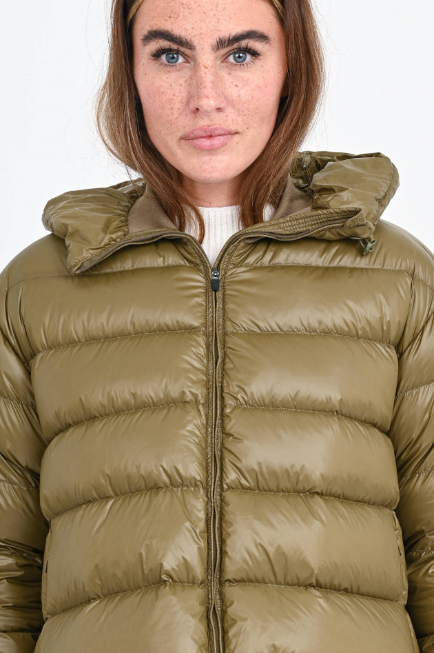 JNBY Kurze Daunenstepp-Jacke mit A-Form in Oliv