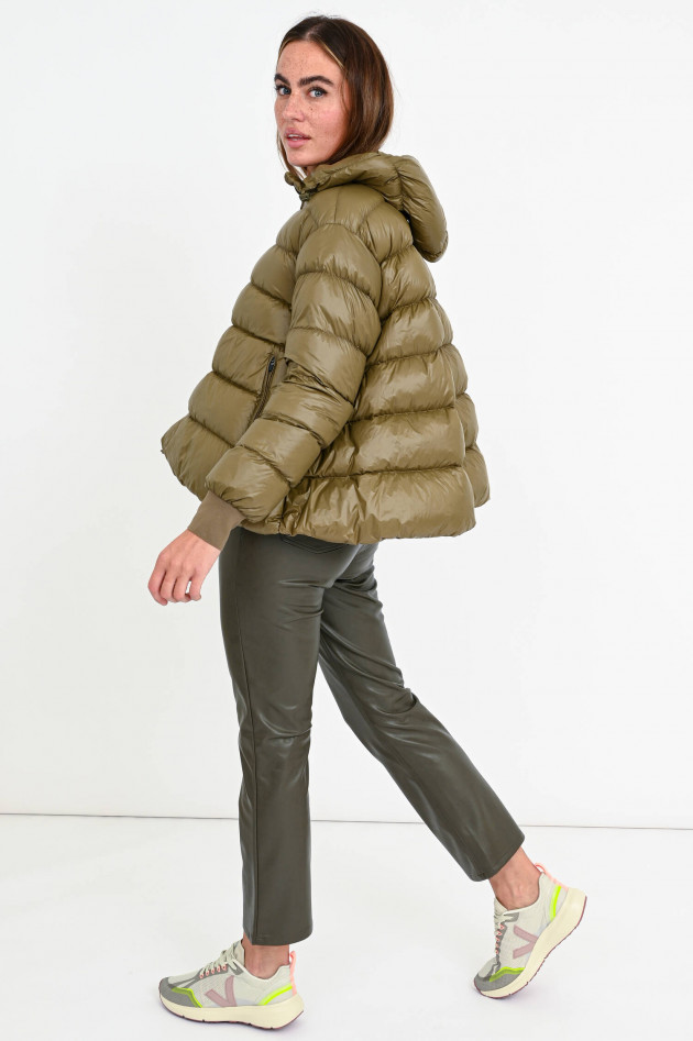 JNBY Kurze Daunenstepp-Jacke mit A-Form in Oliv