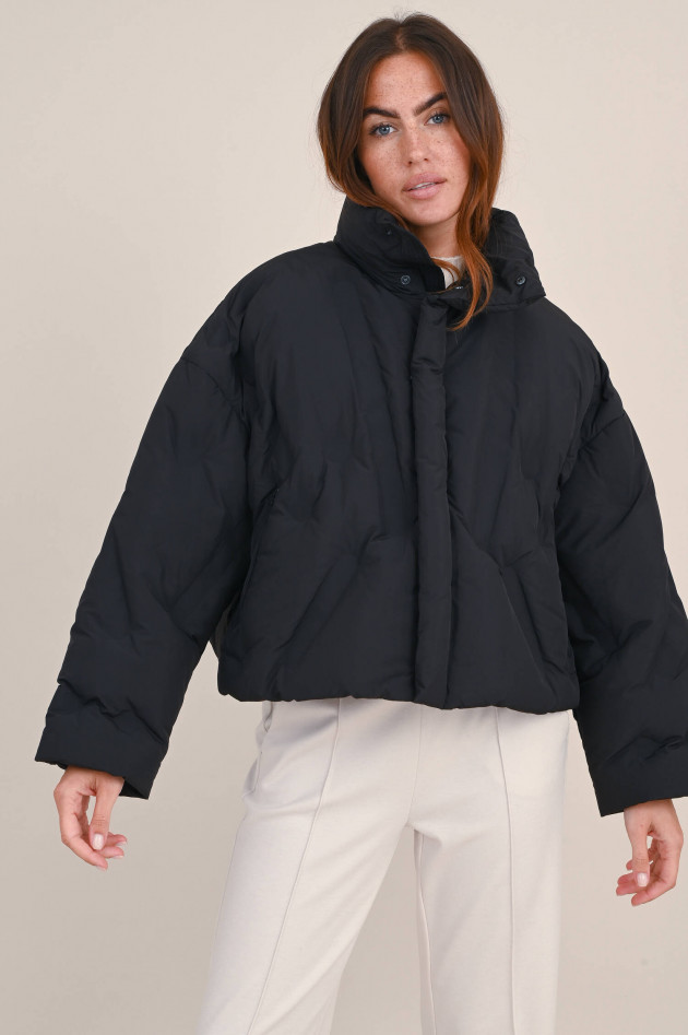 JNBY Cropped Daunenjacke in Schwarz