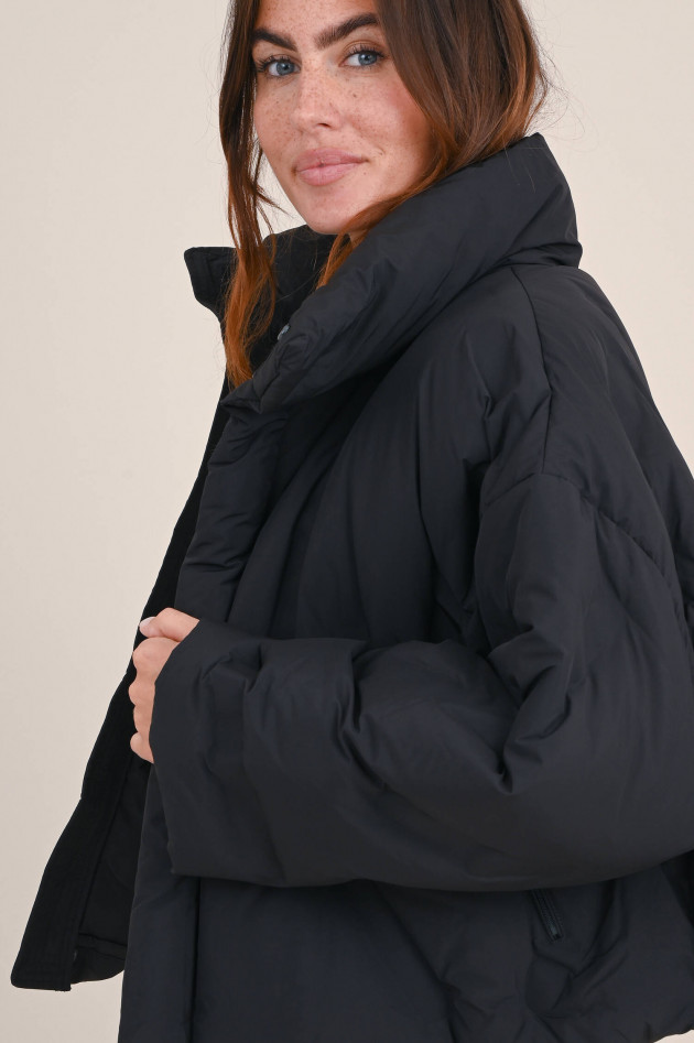 JNBY Cropped Daunenjacke in Schwarz